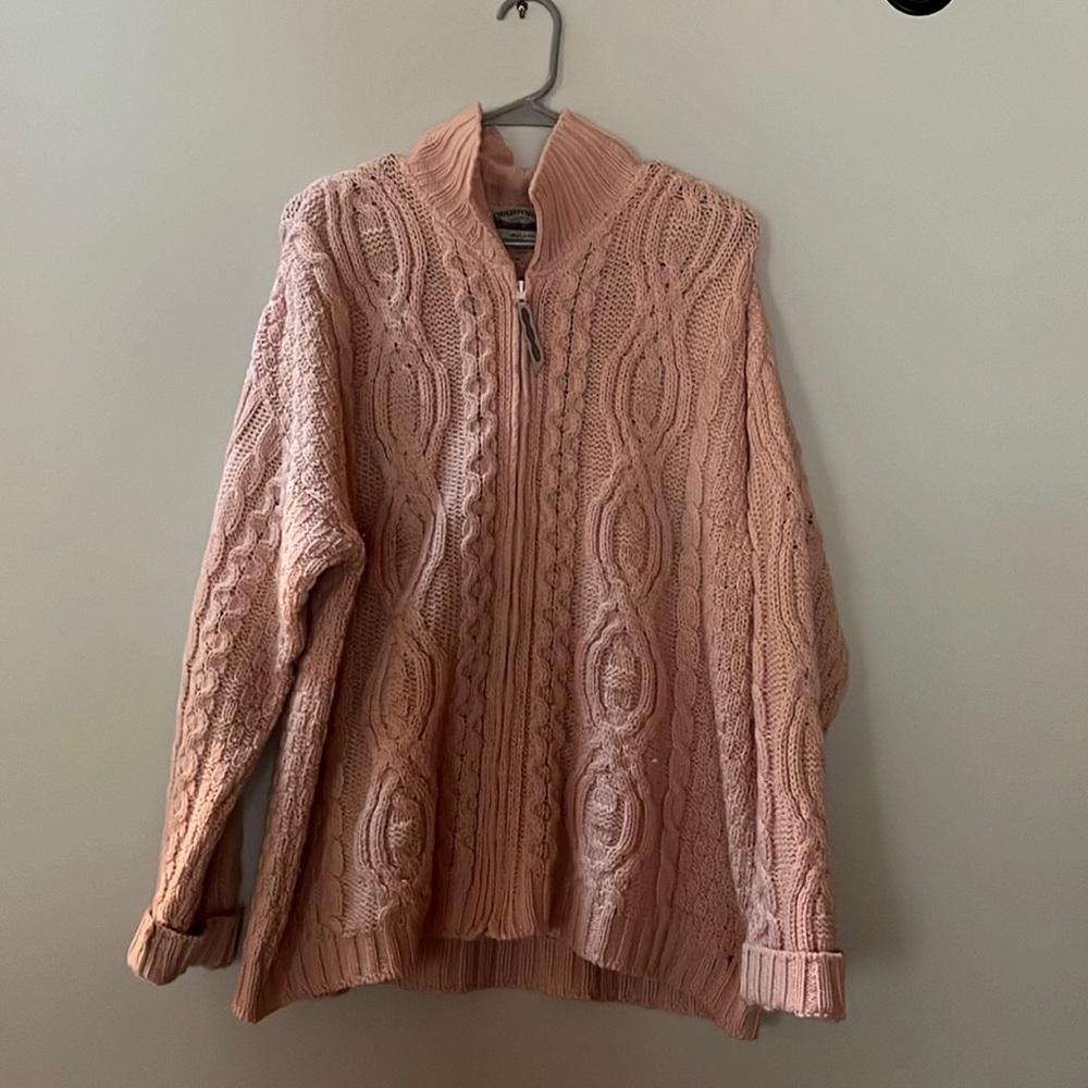 100% Merino wool zip up sweater